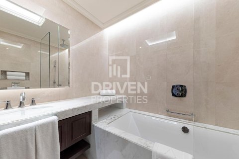 Penthouse til leje i Downtown Dubai (Downtown Burj Dubai), Dubai, UAE 4 soveværelser, 379.04 kvm № 768123 - foto 25