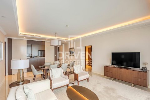 Apartman u Downtown Dubai (Downtown Burj Dubai), Dubai, UAE 3 spavaćih soba, 202.71 m2 Br. 768122 - fotografija 4