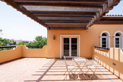 Villa The Villa, Dubaijā, AAE 5 istabas, 659.61 m2 Nr. 751149 - attēls 18