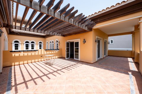 Villa The Villa, Dubaijā, AAE 5 istabas, 659.61 m2 Nr. 751149 - attēls 19