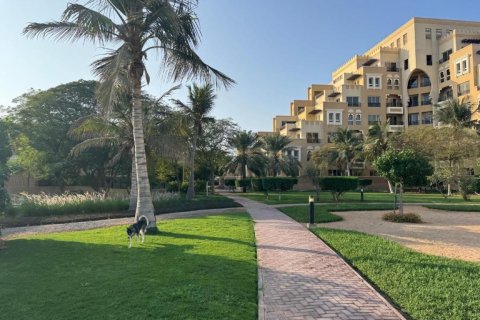 Lägenhet till försäljning i Ras Al Khaimah, UAE 3 sovrum, 253 kvm Nr. 734695 - fotografi 14
