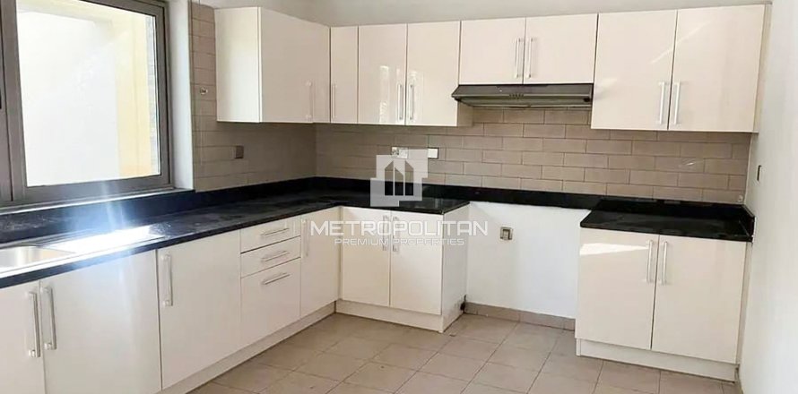 Radový dom v Meydan, Dubai, SAE 3 spálne, 235 m2 č. 664910