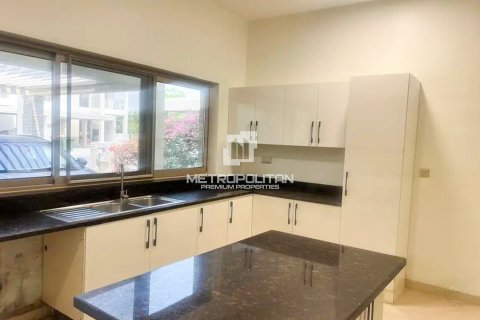 Radový dom v Meydan, Dubai, SAE 3 spálne, 235 m2 č. 664910 - Fotografia 2