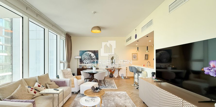 Квартира в Аль-Кифаф, Дубай, ОАЭ 2 спальни, 130м2 № 664905