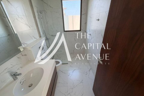 Villa te koop in Abu Dhabi, VAE 4 slaapkamers, 742 vr.m., nr 681354 - foto 13