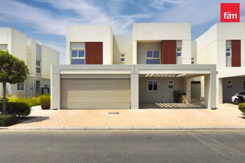 טאונהאוס להשכרה ב Dubai, איחוד האמירויות  4 חדרי שינה, 230.4 מ"ר, מספר 697061 - תמונה 22
