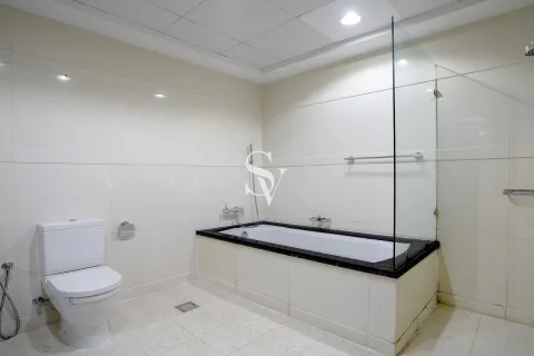 Apartment in 23 MARINA TOWER in Dubai Marina, UAE 3 bedrooms, 277 sq.m. № 702974 - photo 14