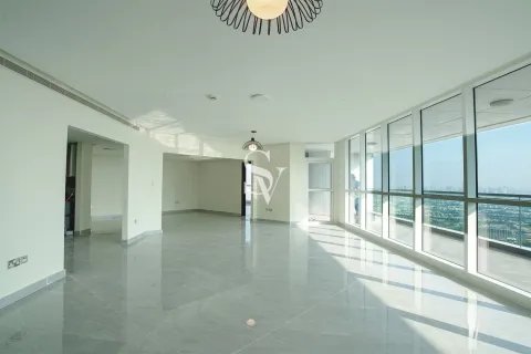Apartment in 23 MARINA TOWER in Dubai Marina, UAE 3 bedrooms, 277 sq.m. № 702974 - photo 4
