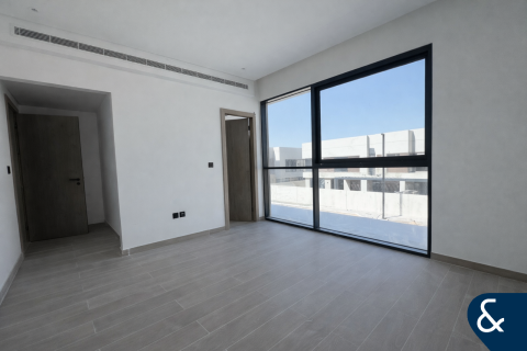 Villetta a schiera in vendita a Dubai Land, Dubai, EAU 3 camere da letto, 284 mq. № 688615 - foto 9