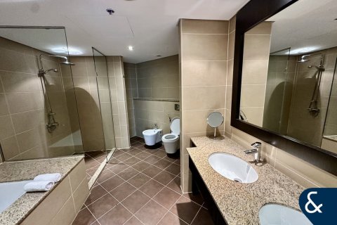 Apartment til salg i Palm Jumeirah, Dubai, UAE 2 soveværelser, 165 kvm № 688613 - foto 8
