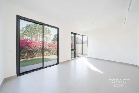 Willa do wynajęcia w Dubai Hills Estate, Dubai, ZEA 4 sypialnie, 229 mkw., nr 738409 - zdjęcie 2