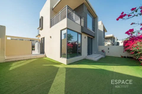 Willa do wynajęcia w Dubai Hills Estate, Dubai, ZEA 4 sypialnie, 229 mkw., nr 738409 - zdjęcie 1
