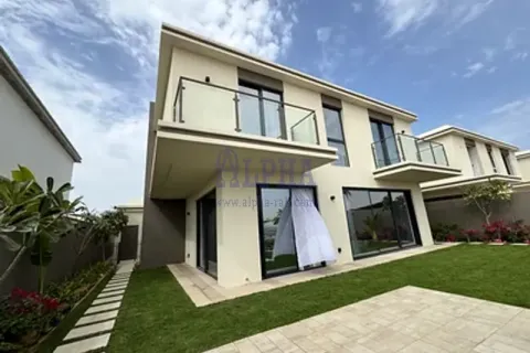 Villa til salg i Al Hamra Village, Ras Al Khaimah, UAE 5 soveværelser, 824 kvm № 709125 - foto 13