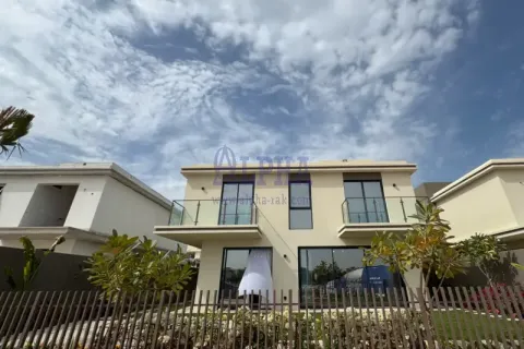 Villa Al Hamra Village, Ras Al Khaimahjā, AAE 4 istabas, 454.9 m2 Nr. 709126 - attēls 2