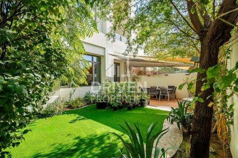 Müüa villa asukohaga Reem, Dubai, AÜE: 3 magamistoaga, 233.84 m² Nr 744626 - pilt 20
