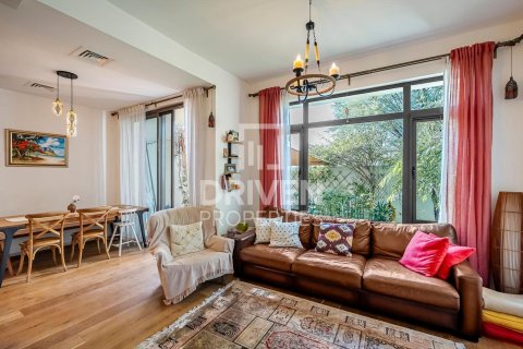 Müüa villa asukohaga Reem, Dubai, AÜE: 3 magamistoaga, 233.84 m² Nr 744626 - pilt 4