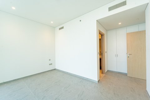 Apartment in Dubai, UAE 3 bedrooms, 180 sq.m. № 760982 - photo 12
