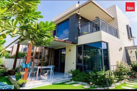 Vila u Dubai Hills Estate, UAE 4 spavaćih soba, 302.4 m2 Br. 765795 - fotografija 8