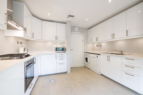 Villa para arrendamento em The Springs, Dubai, EAU 3 quartos, 478.94 m2 № 750147 - foto 9
