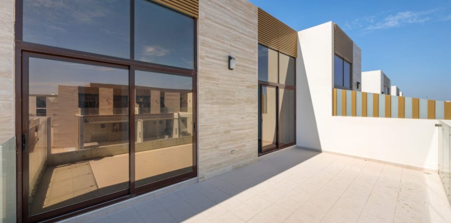 Villa à Meydan, Dubai, EAU: 4 chambres, 286 m2 № 690458