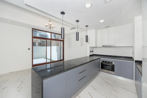 Villa à louer à Meydan, Dubai, EAU 4 chambres, 286 m2 № 690458 - photo 14