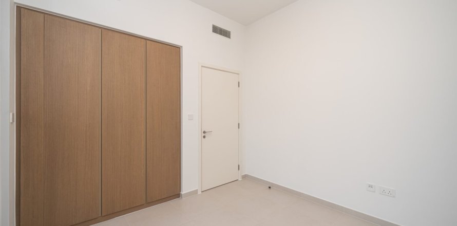 Villa asukohaga Dubai South (Dubai World Central), Dubai, AÜE: 3 magamistoaga, 137 m² Nr 690459