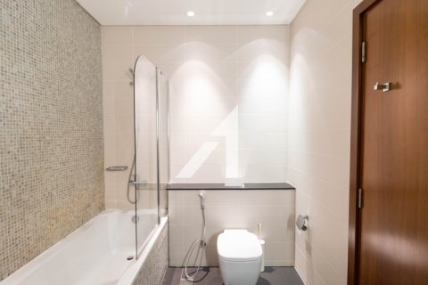 Apartment in DIFC, Dubai, UAE 1 bedroom, 104.3 sq.m. № 647447 - photo 12