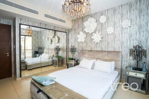 Kaupunkipientalo Reem, Dubai, Arabiemiraatit 3 makuuhuonetta, 221.57 m2 № 758831 - kuva 9