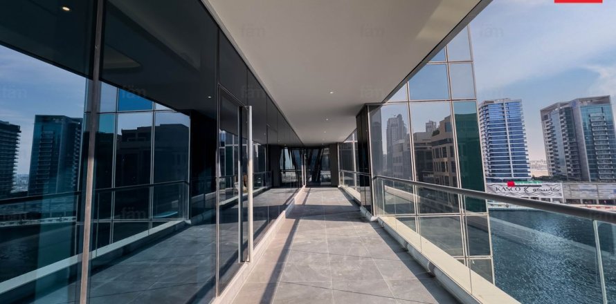 Квартира в Бизнес-Бэй, Дубай, ОАЭ 4 спальни, 253.3м2 № 655781