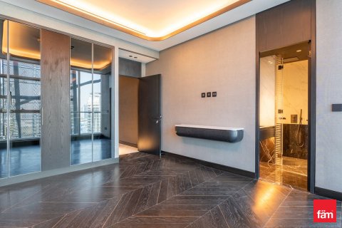 Apartment in Business Bay, Dubai, UAE 3 bedrooms, 257.8 sq.m. № 655780 - photo 5