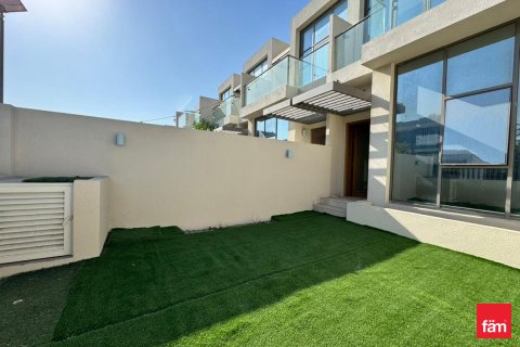 Townhouse in Al Furjan, Dubai, UAE 3 bedrooms, 147.9 sq.m. № 695153 - photo 18