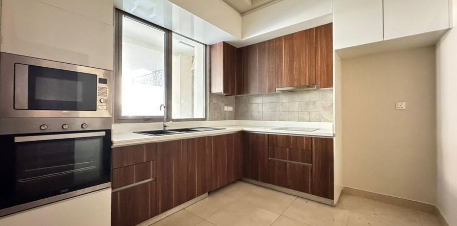Townhouse in Al Furjan, Dubai, UAE 3 bedrooms, 147.9 sq.m. № 695153