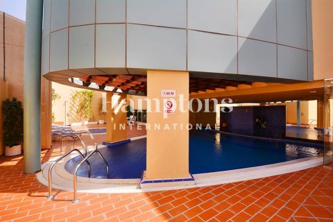 Apartment in Jumeirah Lake Towers, Dubai, UAE 2 bedrooms, 90.06945850 sq.m. № 688047 - photo 12