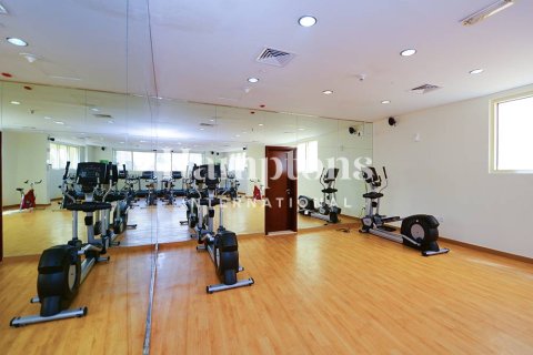 Apartment in Jumeirah Lake Towers, Dubai, UAE 2 bedrooms, 90.06945850 sq.m. № 688047 - photo 9