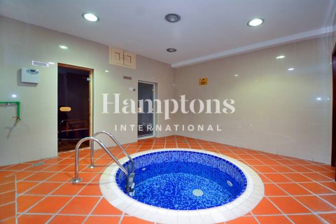 Apartment in Jumeirah Lake Towers, Dubai, UAE 2 bedrooms, 90.06945850 sq.m. № 688047 - photo 11