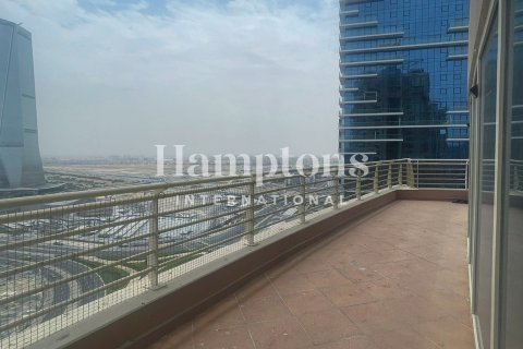 Apartment in Jumeirah Lake Towers, Dubai, UAE 2 bedrooms, 90.06945850 sq.m. № 688047 - photo 6