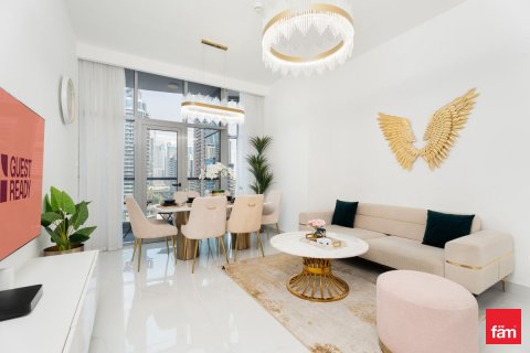 Appartamento in vendita a Dubai Marina, Dubai, EAU 3 camere da letto, 119.6 mq. № 635951 - foto 1