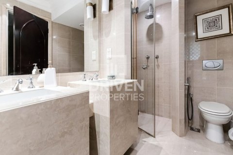 Apartment in Downtown Dubai (Downtown Burj Dubai), UAE 1 bedroom, 114 sq.m. № 684303 - photo 11