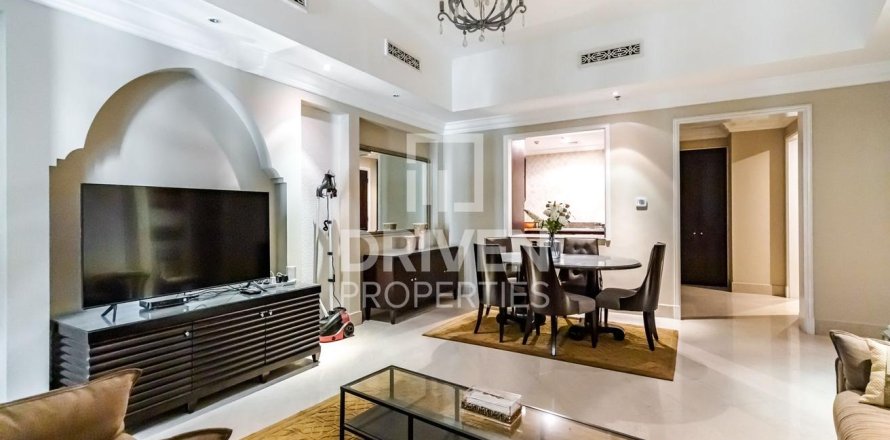 Apartment in Downtown Dubai (Downtown Burj Dubai), UAE 1 bedroom, 114 sq.m. № 684303