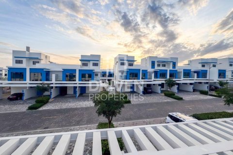 Townhouse til leje i Damac Lagoons, Dubai, UAE 4 soveværelser, 144 kvm № 745386 - foto 16