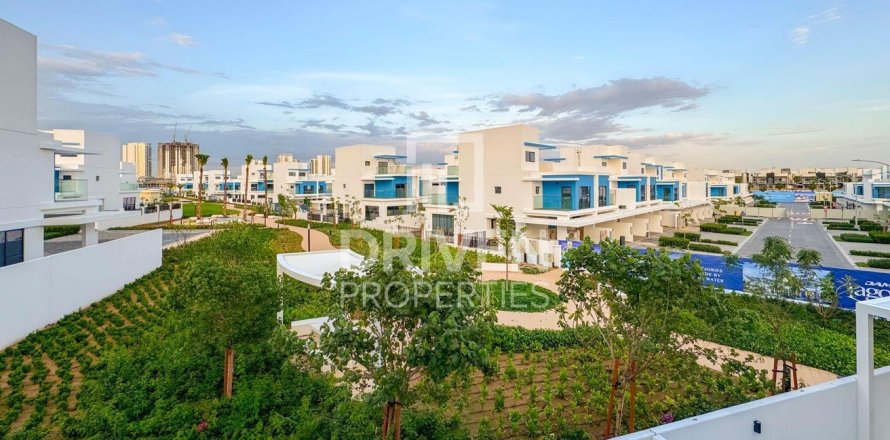 Villetta a schiera a Damac Lagoons, Dubai, EAU 4 camere da letto, 144 mq. № 745386