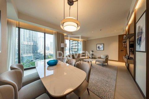 Lägenhet uthyres i Downtown Dubai (Downtown Burj Dubai), Dubai, UAE 2 sovrum, 148.55 kvm Nr. 745387 - fotografi 4