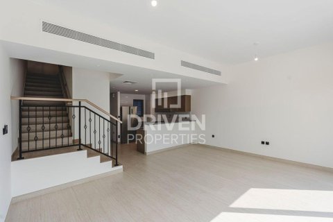 Maison de ville à louer à Damac Lagoons, Dubai, EAU 4 chambres, 144 m2 № 745385 - photo 2