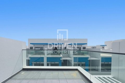 Townhouse in Damac Lagoons, Dubai, UAE 5 bedrooms, 144 sq.m. № 745388