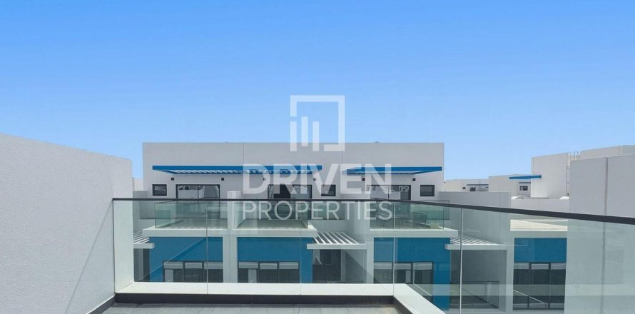 阿联酋 Dubai Damac Lagoons 联排别墅  5 卧, 144 平方米 , 编号 745388