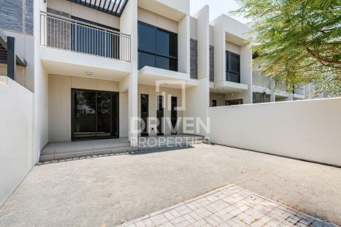 Townhouse di Dubai, UEA 3 kamar tidur, 184.69 m2 nomor 756632 - foto 10