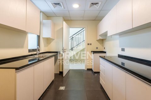Townhouse di Dubai, UEA 3 kamar tidur, 184.69 m2 nomor 756632 - foto 9