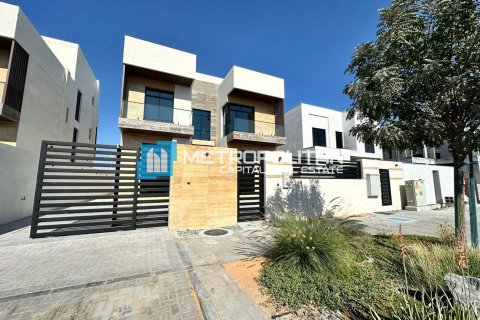 Βίλα σε Al Shamkha, Abu Dhabi, ΗΑΕ 6 υπνοδωμάτια, 601.3 τ.μ. Αρ. 657003 - φωτογραφία 1