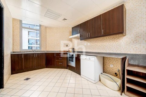 דירה להשכרה ב Dubai Marina, Dubai, איחוד האמירויות  3 חדרי שינה, 185 מ"ר, מספר 643526 - תמונה 2