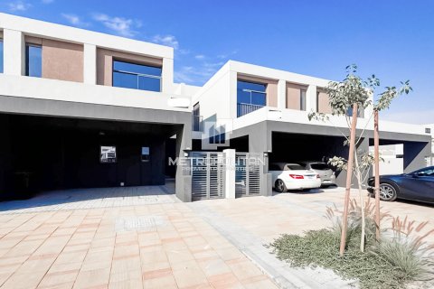 Dubai South (Dubai World Central), Dubai, BAE’de kiralık townhouse 3 yatak odası, 141 m&sup2; No 665541 - fotoğraf 1